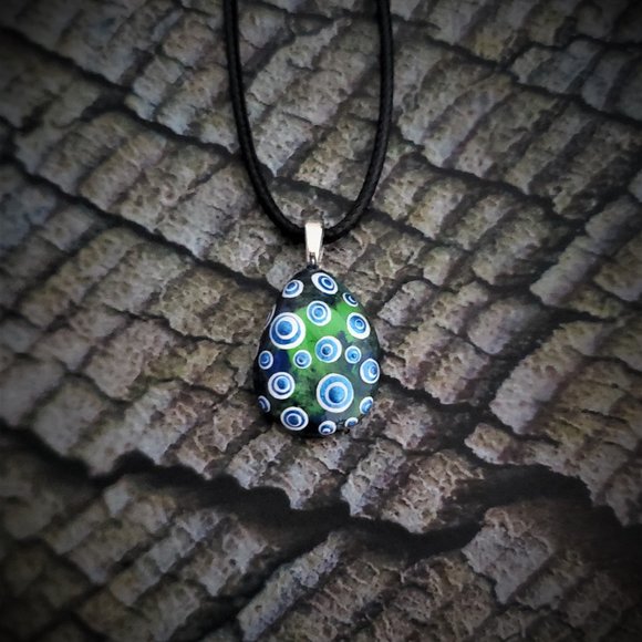 Hand Painted Dot Art Pendant,Blue Sapphire and White spheres multicolored - Picture 15 of 15